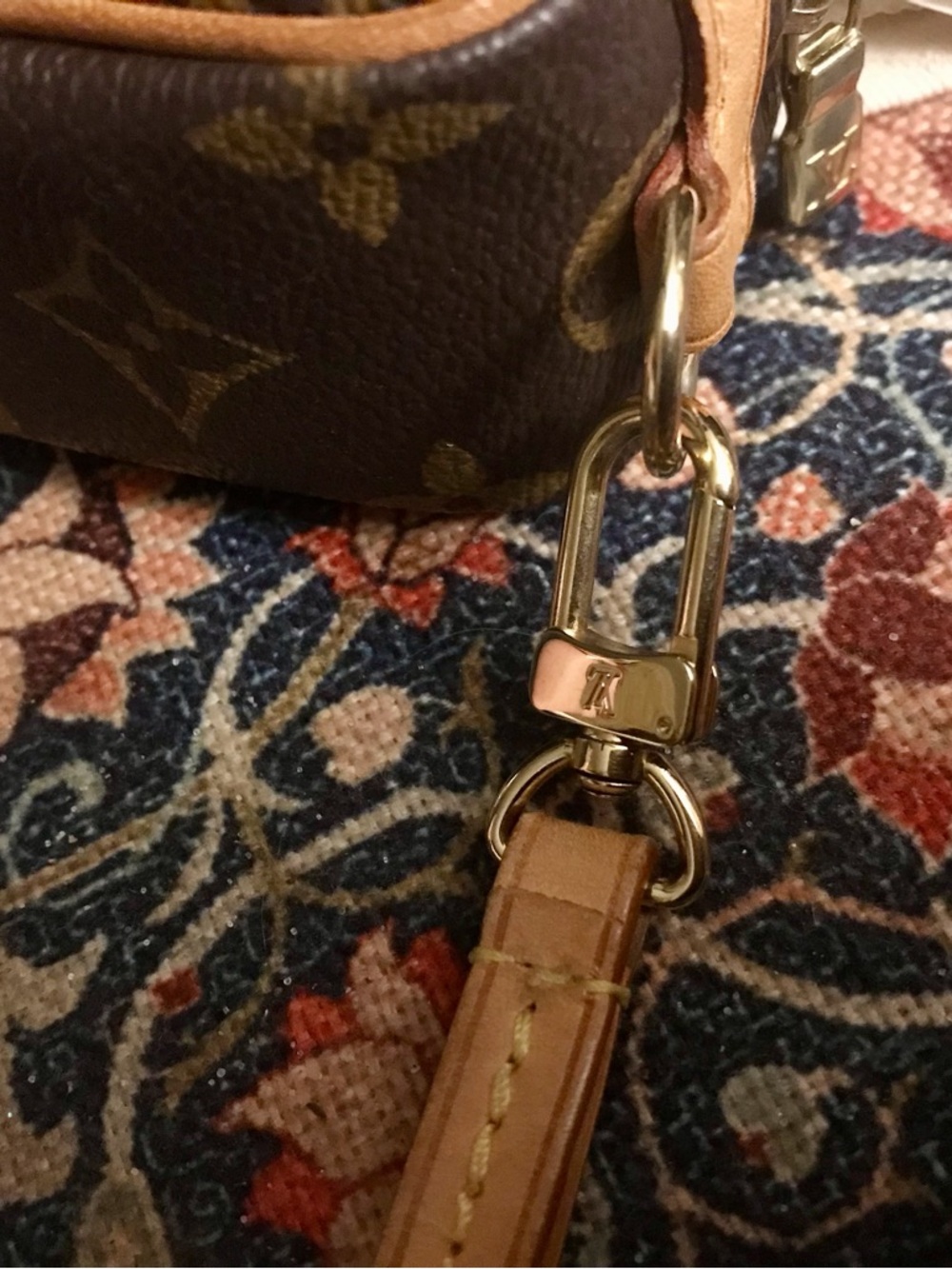 Louis Vuitton Trousse Wapity - Picture 4 of 16
